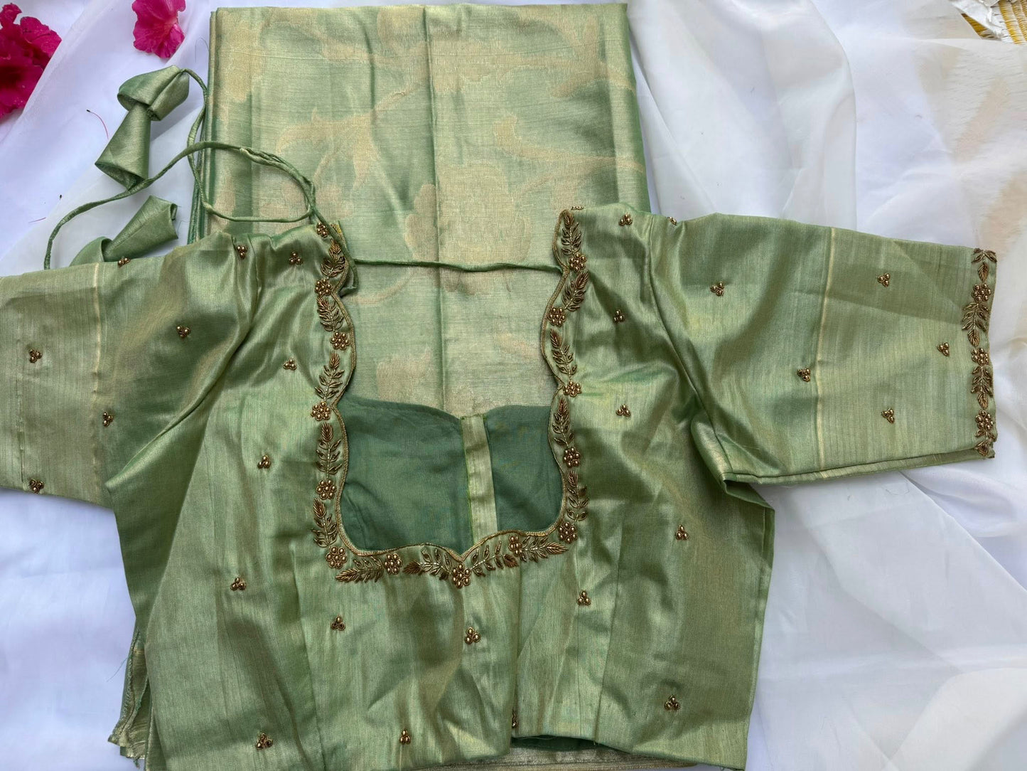 Mangalagiri Tissue Saree in Green Tone