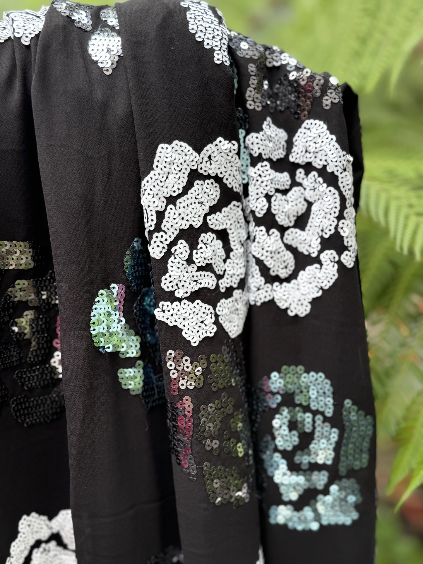Black Beauty with Silver Roses