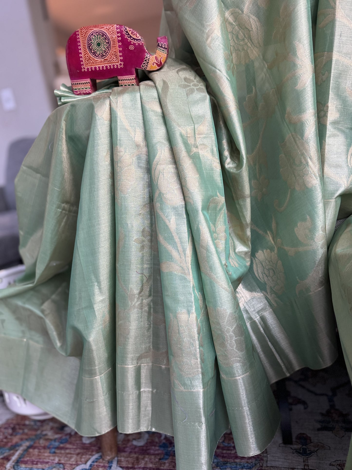 Mangalagiri Tissue Saree in Green Tone