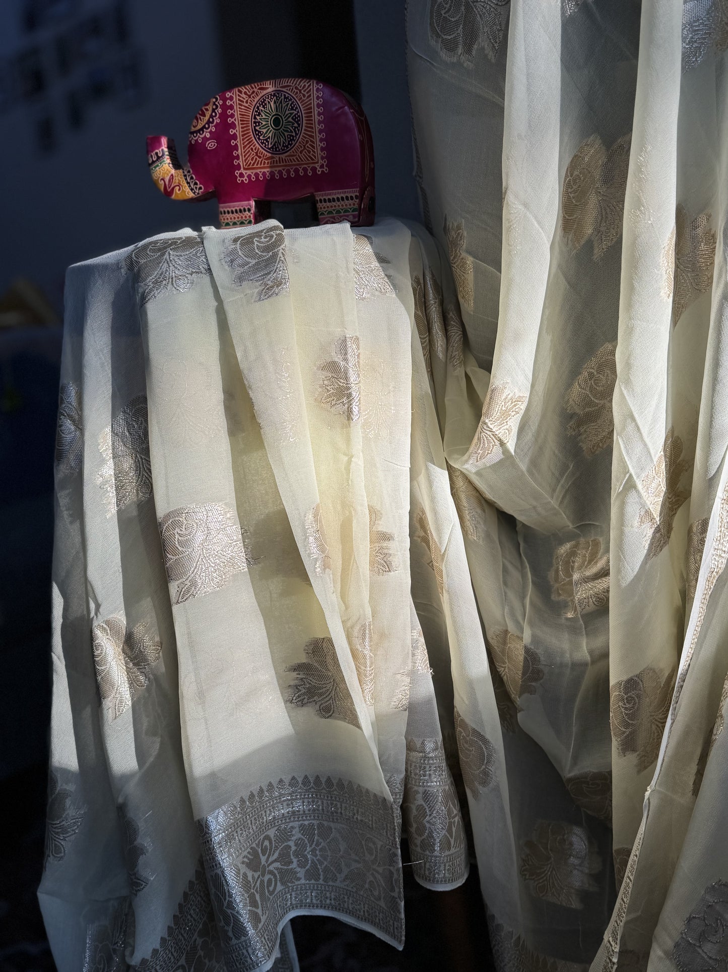 Viscose Saree in White and Red