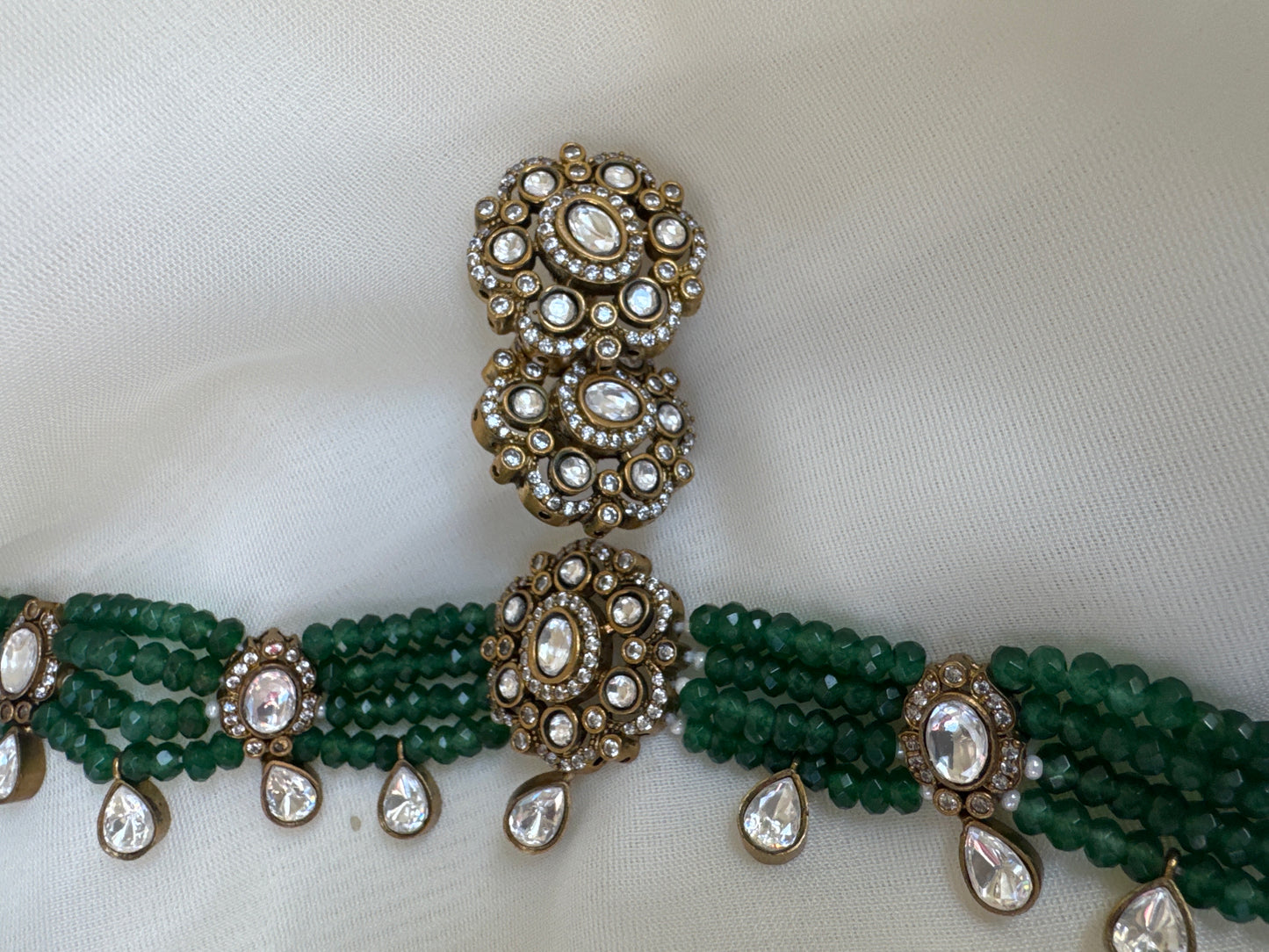 Kundan and Green Beads Choker