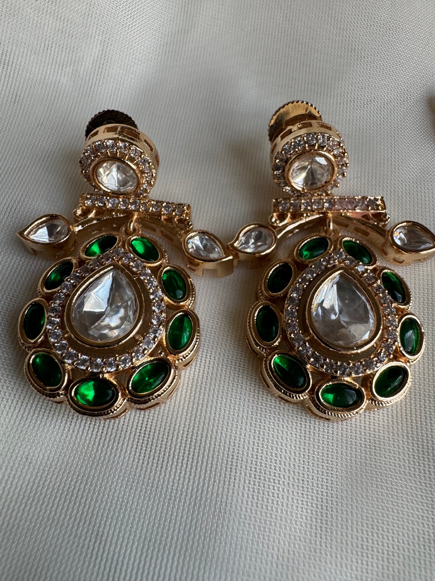 Kundan Mossonite Necklace Set