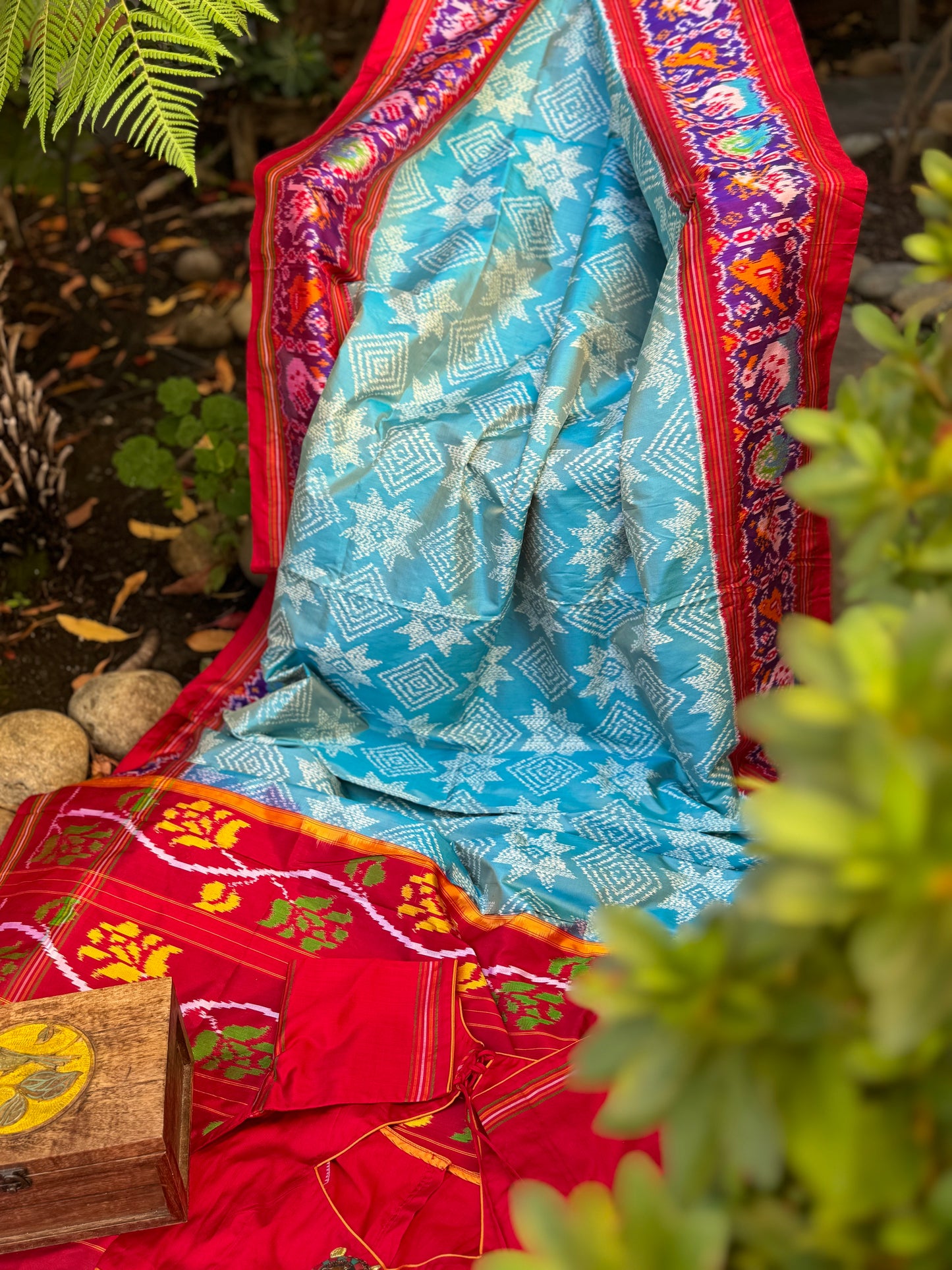 Blue ikkath Patola with Red Border