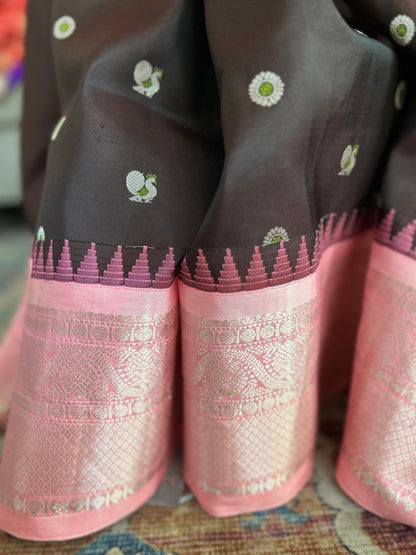 Pure Gadwal Saree in Coffee Brown with Pink Border
