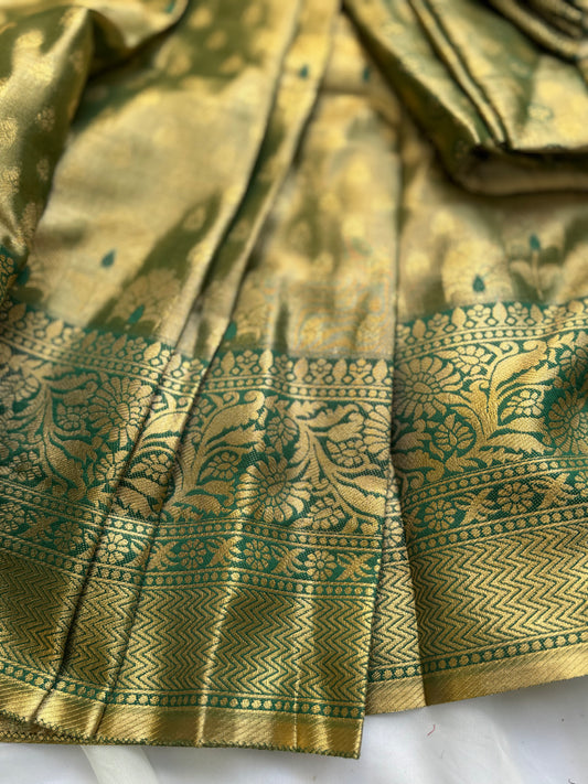 Tissue Banarasi Saree (Pre-Stitched Saree)