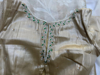 Mangalagiri Tissue Saree in Gold-Silver